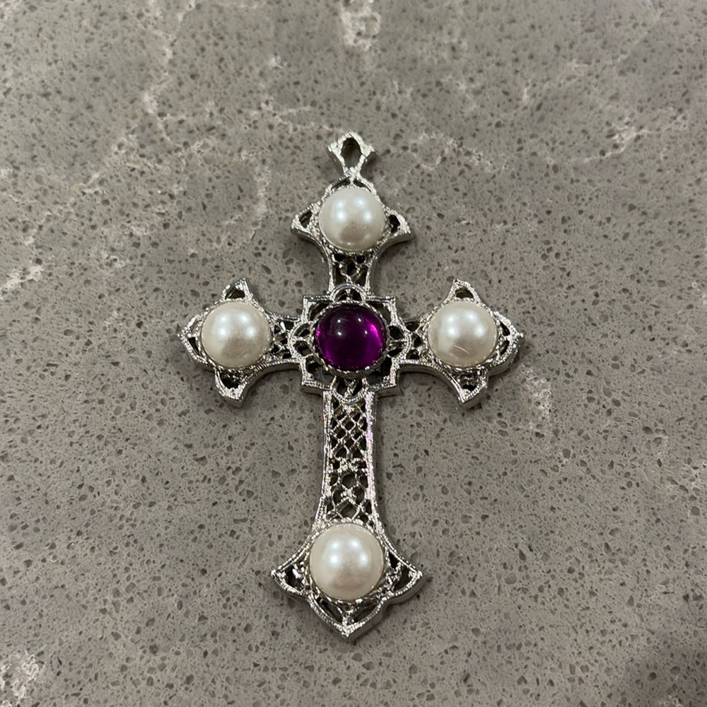 Vintage Sarah Coventry Silver Colored Cross